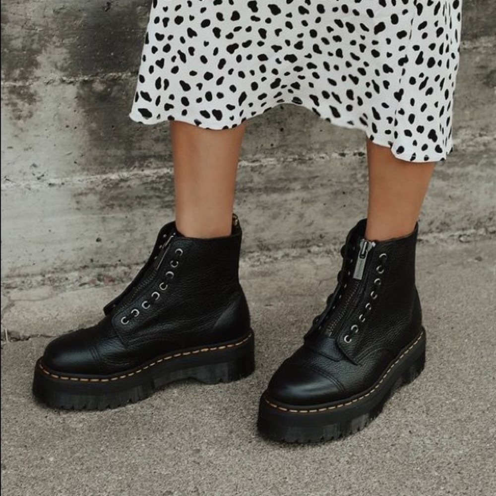 Sz 5 Doc Martens Sinclair Black Zip Up Platform Boots